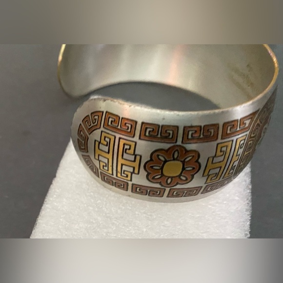 Vintage Reed & Barton Cuff Bracelet - Picture 4 of 10